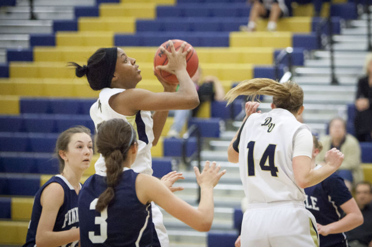 Basketball: DV vs Pinnacle